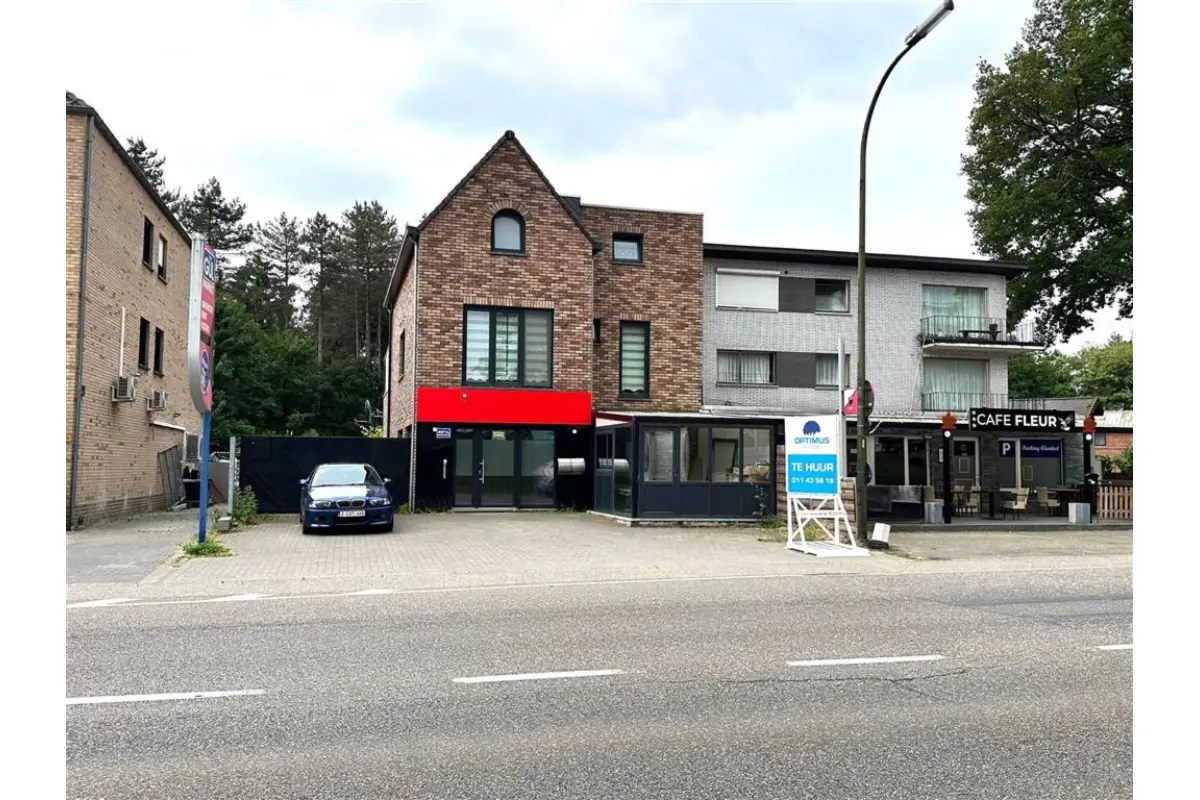Handelszaak te  huur in Heusden-Zolder 3550 1200.00€  slaapkamers 114.00m² - Zoekertje 704729