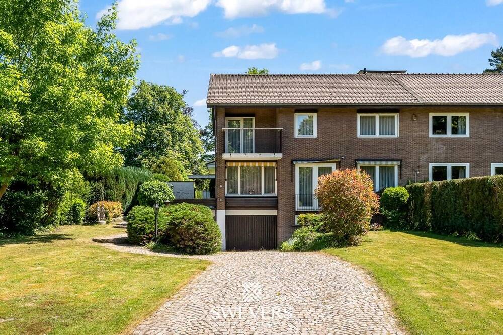 Huis te koop in Heusden-Zolder 3550 415000.00€ 4 slaapkamers 236.00m² - Zoekertje 483456