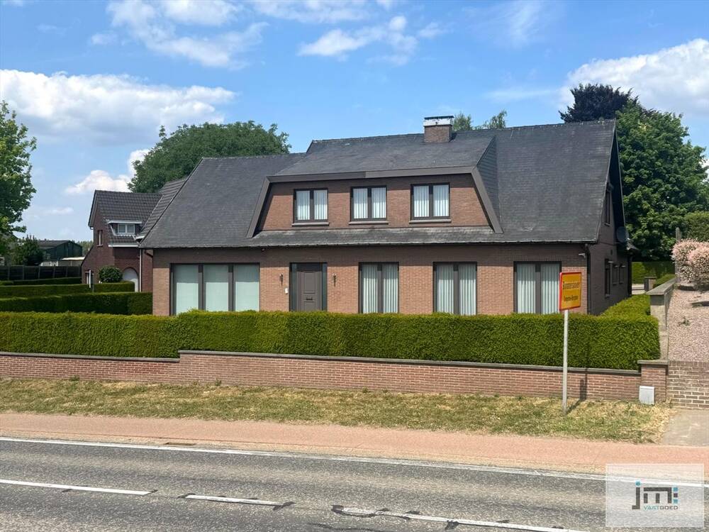 Huis te koop in Borgloon 3840 399000.00€ 4 slaapkamers m² - Zoekertje 482701