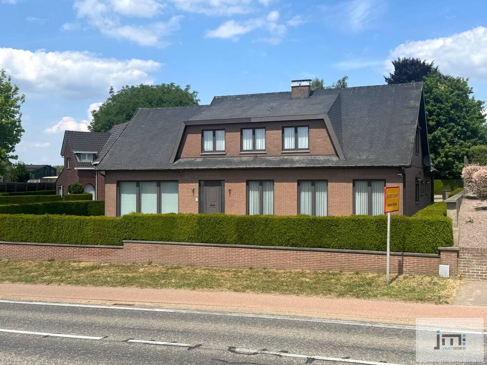 Huis te koop in Borgloon 3840 399000.00€ 4 slaapkamers m² - Zoekertje 482701