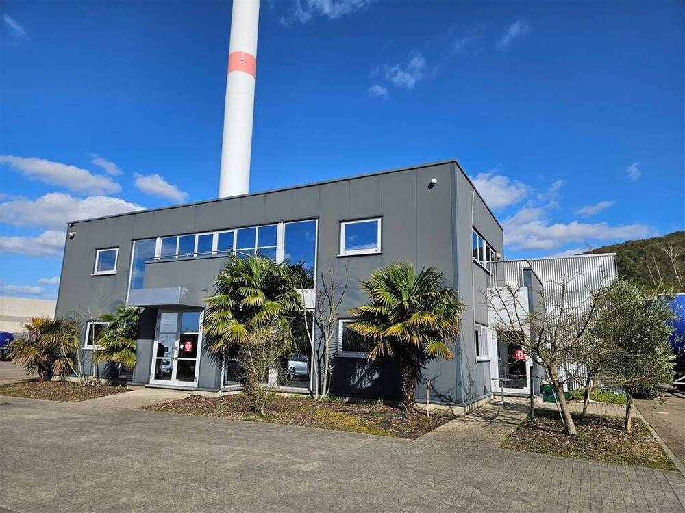 Handelszaak te koop in Genk 3600 830000.00€ slaapkamers 676.00m² - Zoekertje 484250