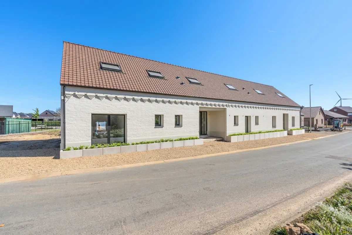 Huis te koop in Neeroeteren 3680 465000.00€ 3 slaapkamers 180.00m² - Zoekertje 485409