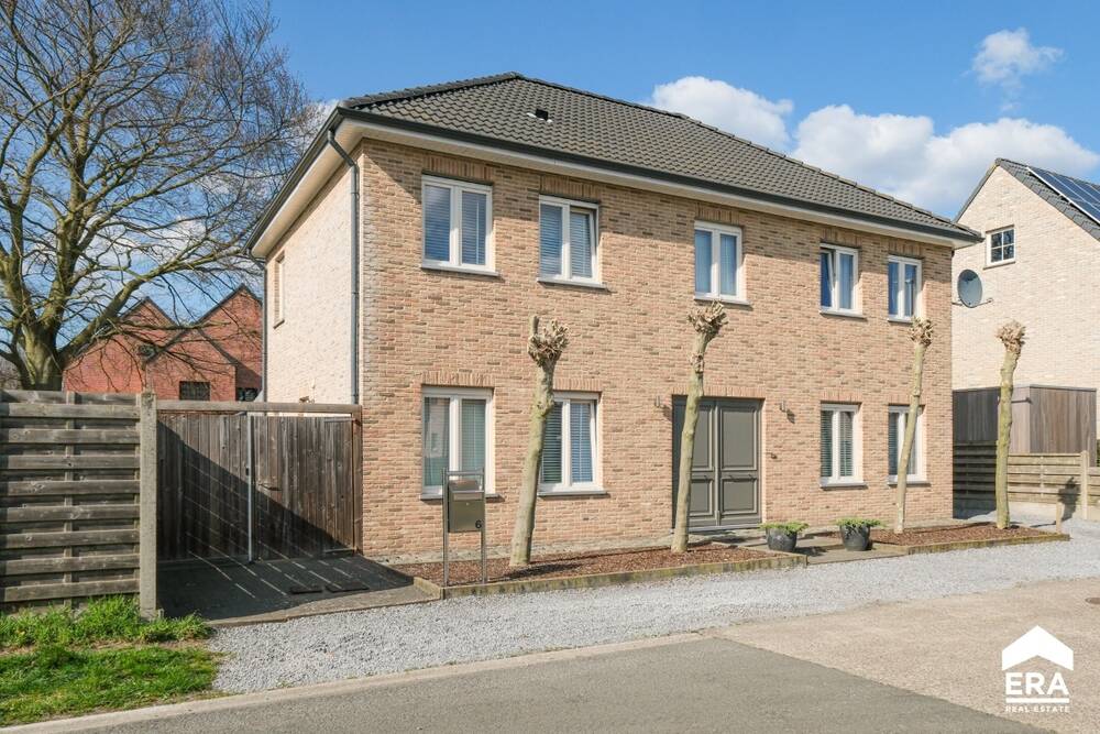 Huis te koop in Overpelt 3900 489000.00€ 4 slaapkamers 221.00m² - Zoekertje 485895