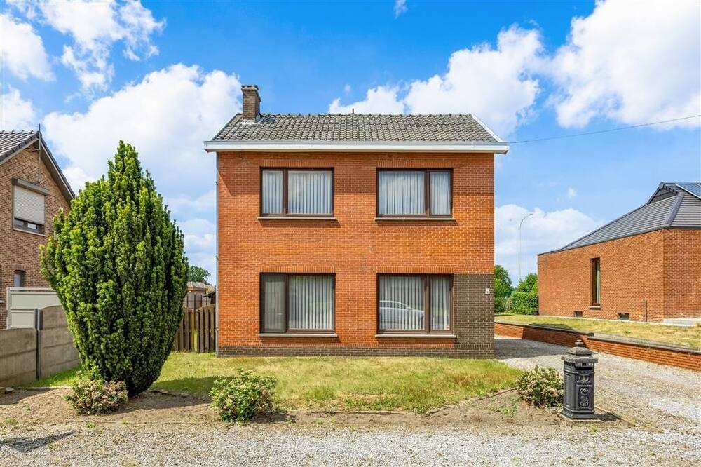 Huis te koop in Zonhoven 3520 225000.00€ 2 slaapkamers 109.00m² - Zoekertje 485494