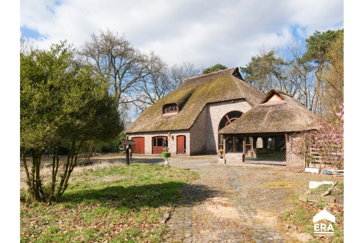 Villa te  koop in Hechtel 3940 825000.00€ 4 slaapkamers 509.00m² - Zoekertje 485681