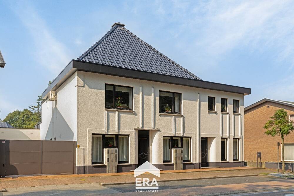 Huis te koop in Meeuwen-Gruitrode 3670 0.00€ 3 slaapkamers 424.00m² - Zoekertje 485536