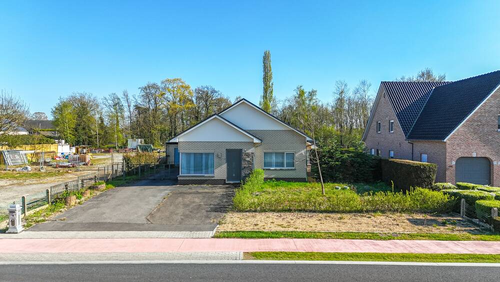 Huis te koop in Zonhoven 3520 329000.00€ 3 slaapkamers 272.00m² - Zoekertje 485661
