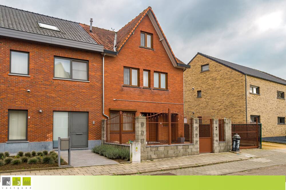 Huis te koop in Sint-Truiden 3800 395000.00€ 5 slaapkamers 275.00m² - Zoekertje 490039