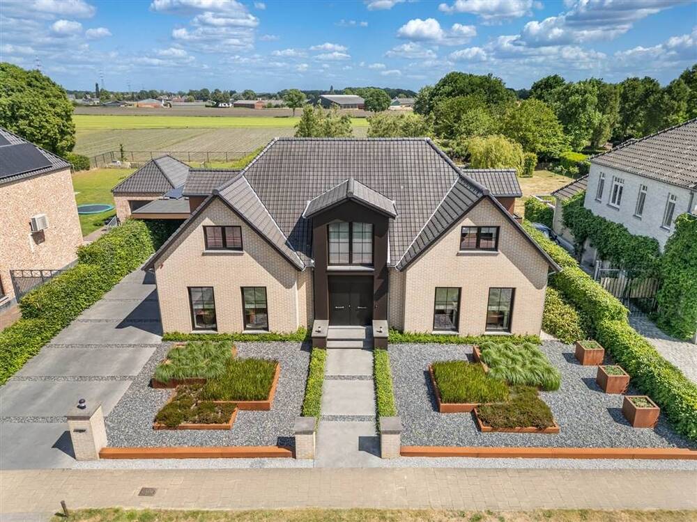 Huis te koop in Overpelt 3900 953000.00€ 5 slaapkamers 490.00m² - Zoekertje 491302