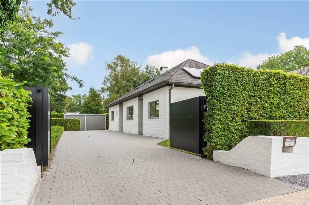 Huis te koop in Diepenbeek 3590 489000.00€ 3 slaapkamers 210.00m² - Zoekertje 490687