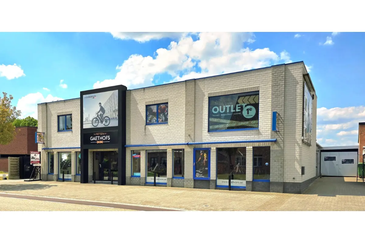 Handelszaak te  koop in Herk-de-Stad 3540 750000.00€  slaapkamers m² - Zoekertje 493231