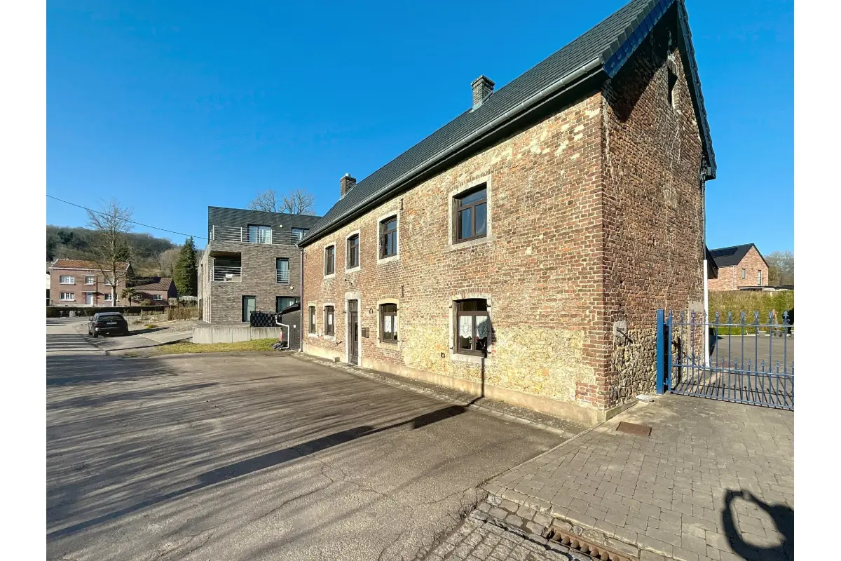 Huis te  koop in Voeren 3790 219000.00€ 5 slaapkamers 233.00m² - Zoekertje 492993