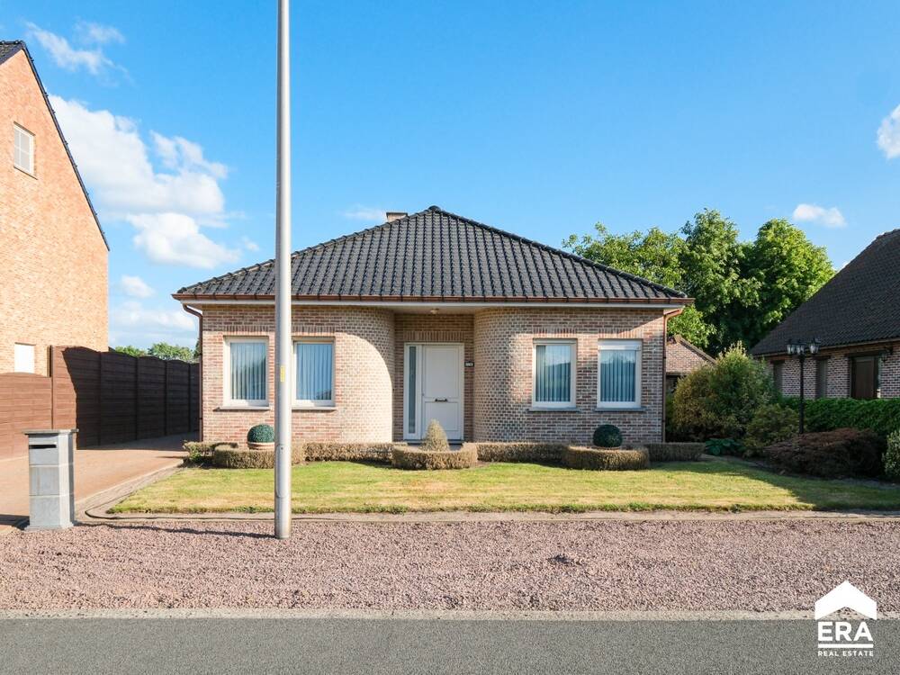 Huis te koop in Lommel 3920 325000.00€ 2 slaapkamers 100.00m² - Zoekertje 504615