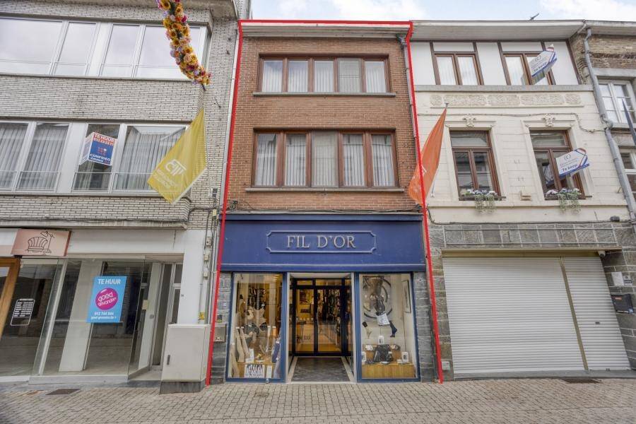 Handelszaak te koop in Tongeren 3700 275000.00€ 3 slaapkamers 124.00m² - Zoekertje 504379