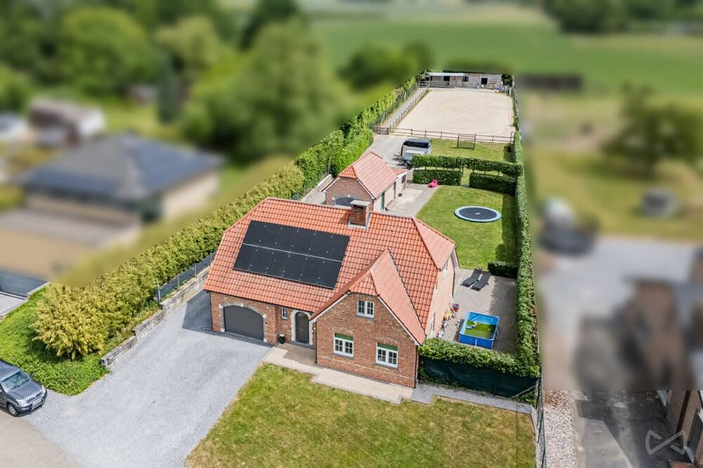 Huis te  koop in Lauw 3700 595000.00€ 4 slaapkamers 219.00m² - Zoekertje 505147