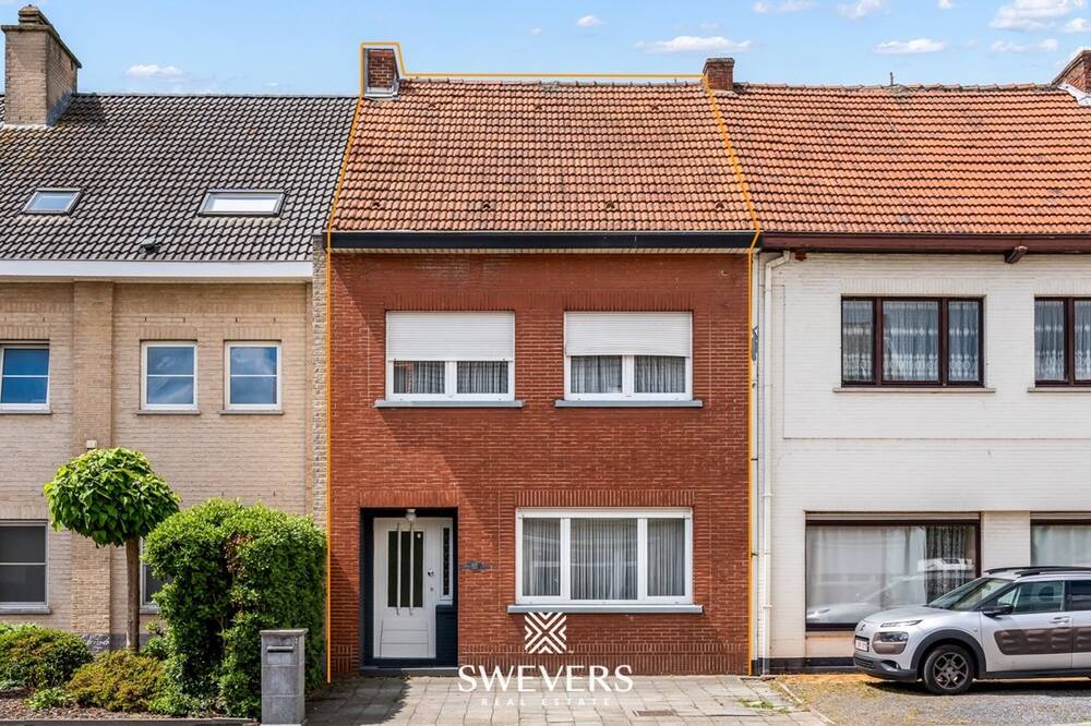 Huis te  koop in Leopoldsburg 3970 280000.00€ 3 slaapkamers 182.00m² - Zoekertje 502384