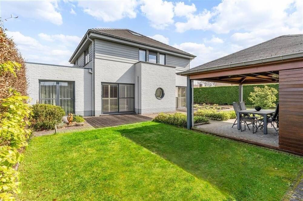 Huis te  koop in Opoeteren 3680 519000.00€ 4 slaapkamers 226.50m² - Zoekertje 502494