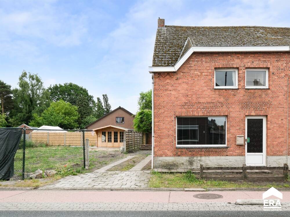 Huis te koop in Lommel 3920 205000.00€ 3 slaapkamers 140.00m² - Zoekertje 502327