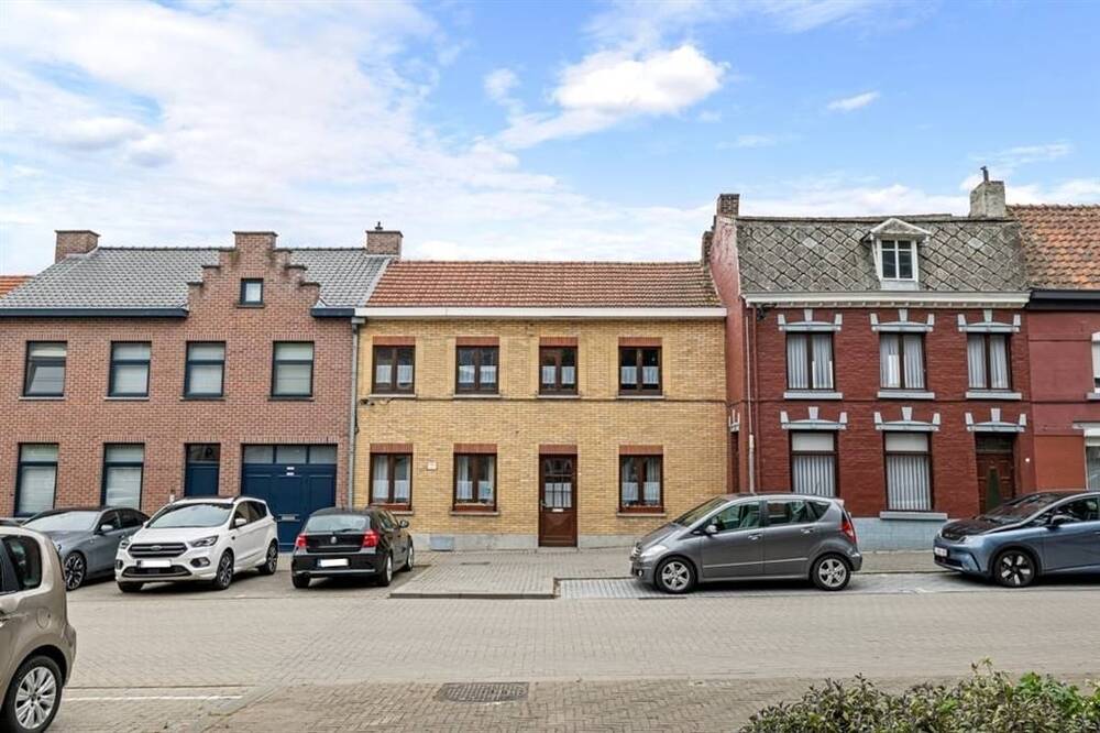 Huis te koop in Sint-Truiden 3800 249000.00€ 3 slaapkamers 174.00m² - Zoekertje 501092