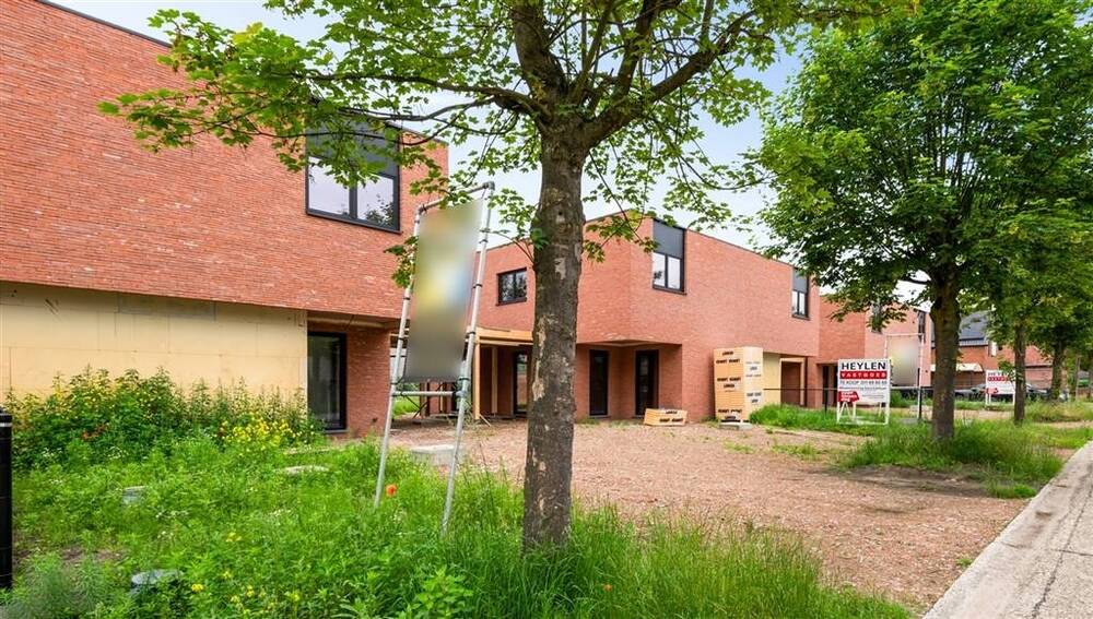 Huis te  koop in Leopoldsburg 3970 327000.00€ 3 slaapkamers 143.00m² - Zoekertje 499806