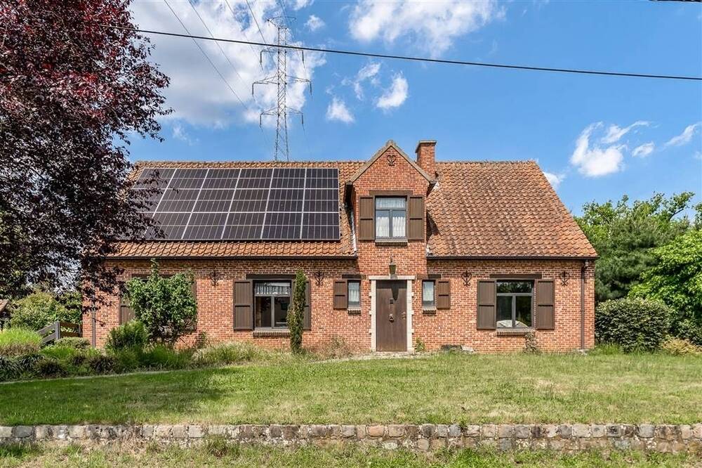 Huis te koop in Beringen 3580 340000.00€ 4 slaapkamers 243.00m² - Zoekertje 499854