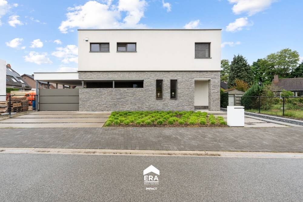Villa te  koop in Bree 3960 648500.00€ 3 slaapkamers 345.00m² - Zoekertje 498764