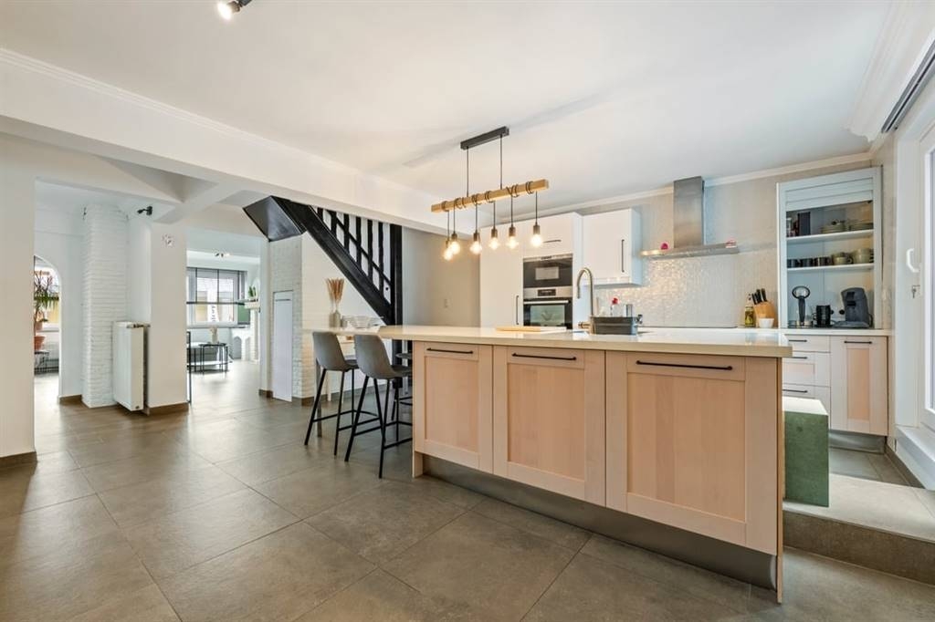 Appartement te koop in Genk 3600 335000.00€ 3 slaapkamers 177.00m² - Zoekertje 497640