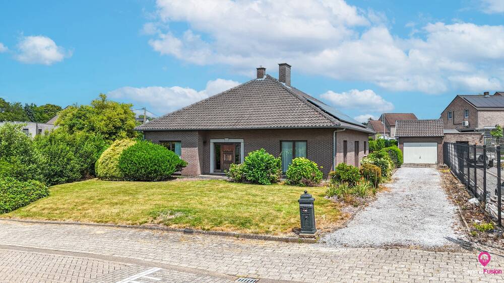 Huis te koop in Vliermaal 3724 305000.00€ 3 slaapkamers 198.00m² - Zoekertje 498192