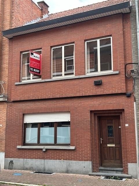 Huis te koop in Sint-Truiden 3800 199000.00€ 2 slaapkamers m² - Zoekertje 498540