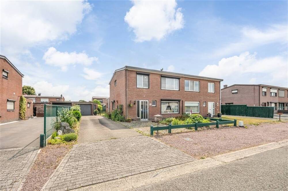 Huis te koop in Houthalen 3530 245000.00€ 3 slaapkamers 112.00m² - Zoekertje 498167
