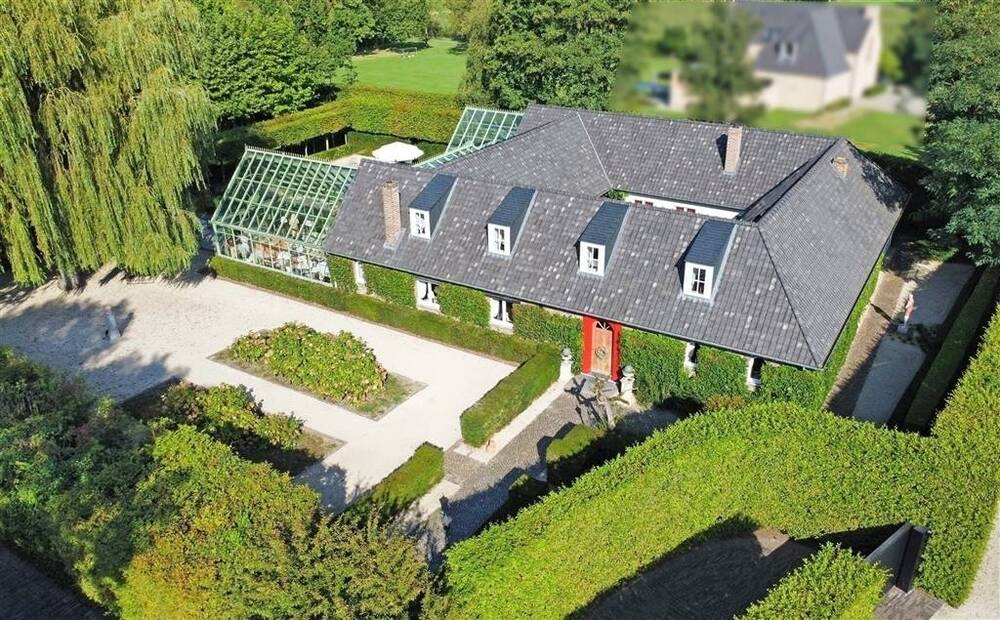 Huis te  koop in Hasselt 3500 0.00€ 4 slaapkamers 582.00m² - Zoekertje 498182