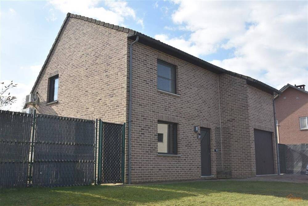 Huis te koop in Heusden 3550 349000.00€ 3 slaapkamers 160.00m² - Zoekertje 498351