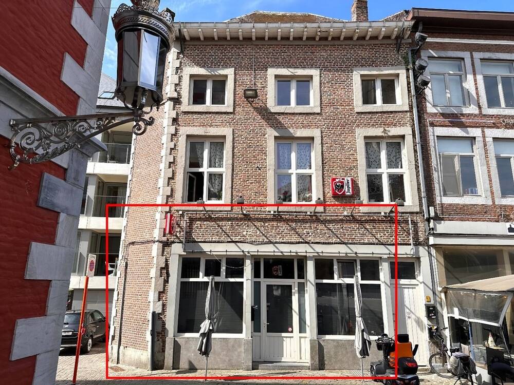 Handelszaak te huur in Berg 3700 1500.00€ slaapkamers m² - Zoekertje 496220