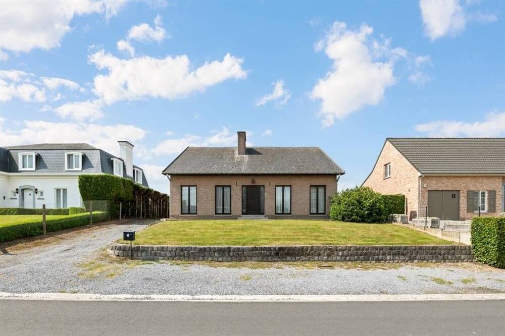 Huis te koop in Brustem 3800 350000.00€ 3 slaapkamers 188.00m² - Zoekertje 496506