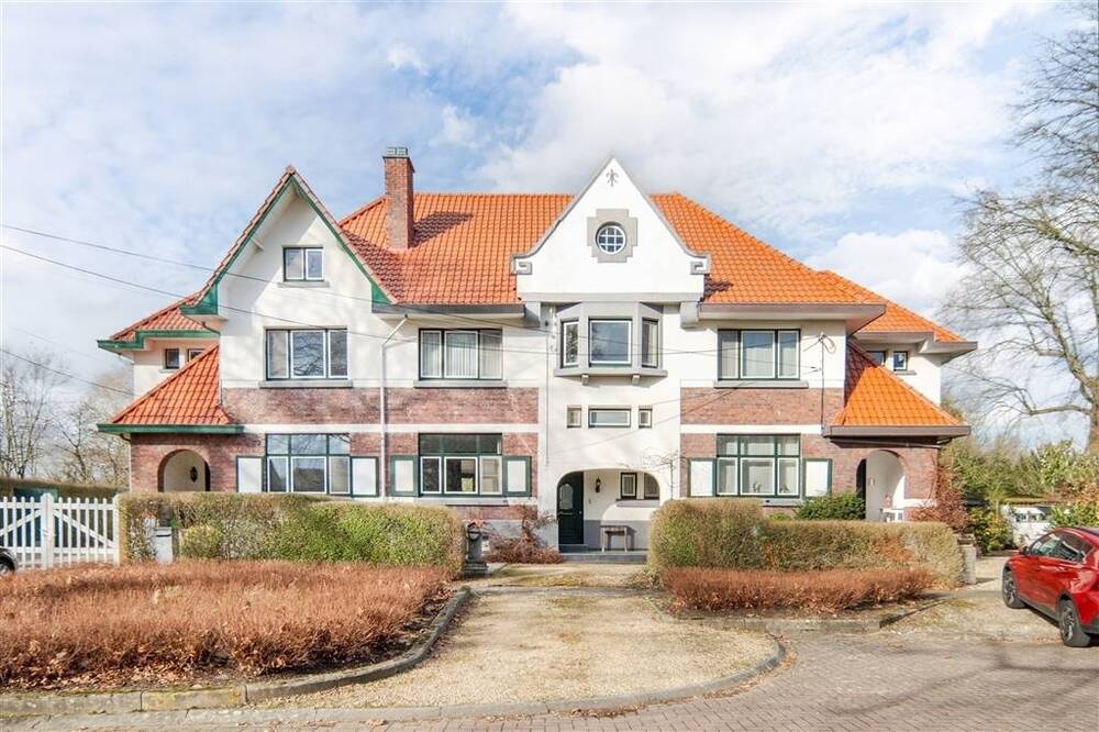 Huis te koop in Genk 3600 345000.00€ 4 slaapkamers 299.00m² - Zoekertje 496870