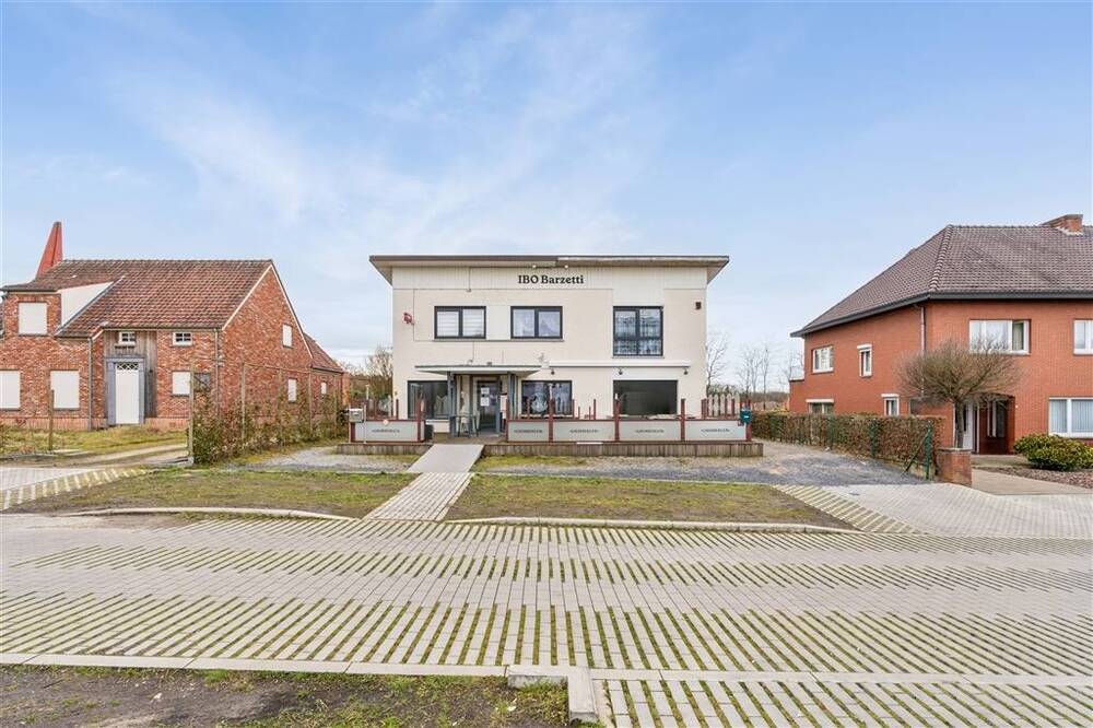 Handelszaak te koop in Genk 3600 485000.00€ 2 slaapkamers 226.00m² - Zoekertje 495637