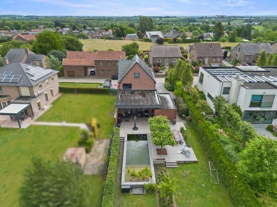 Huis te koop in Tongeren 3700 519000.00€ 3 slaapkamers 261.00m² - Zoekertje 495987