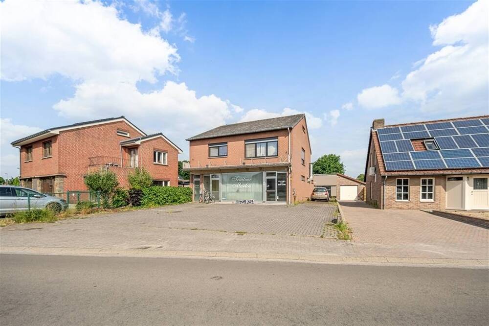 Handelszaak te koop in Lommel 3920 319000.00€ 2 slaapkamers 120.00m² - Zoekertje 495872