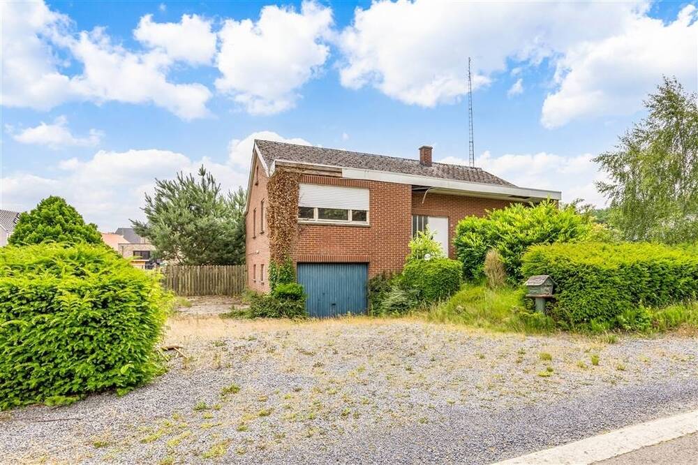 Huis te koop in Opitter 3960 215000.00€ 4 slaapkamers 165.00m² - Zoekertje 495280