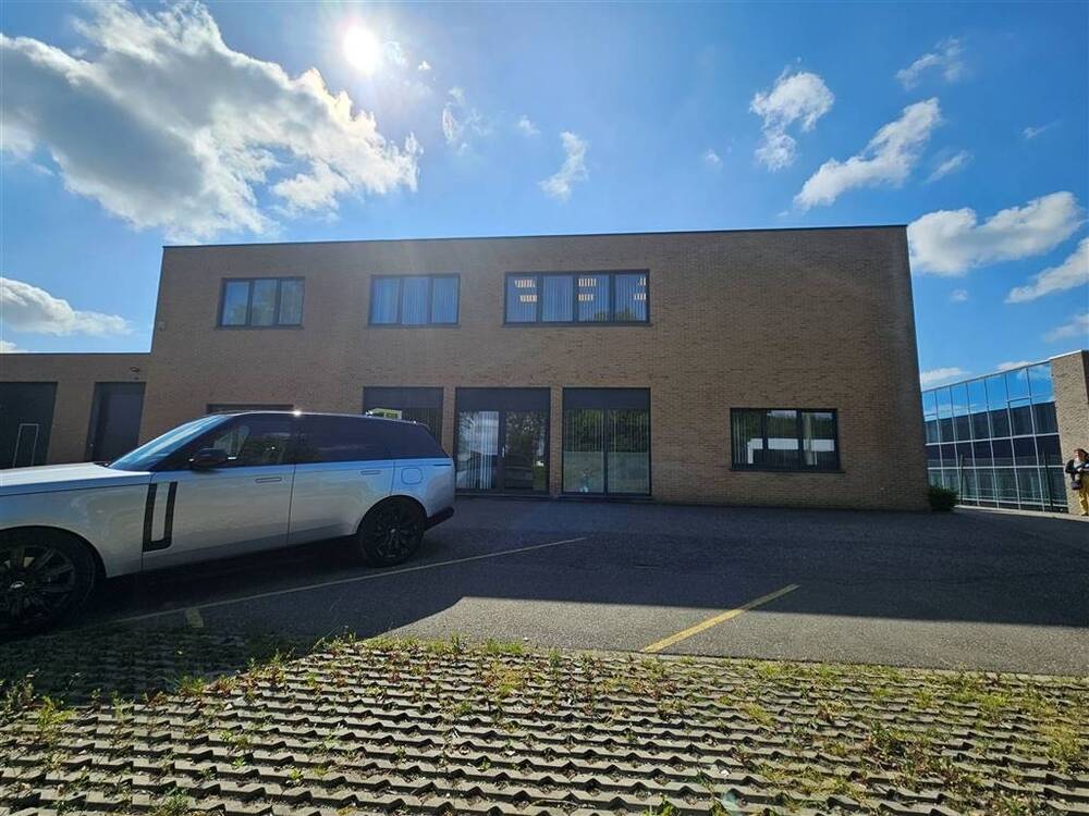 Handelszaak te huur in Houthalen 3530 750.00€ slaapkamers 140.00m² - Zoekertje 494666
