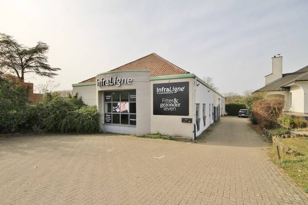 Handelszaak te huur in Sint-Truiden 3800 3200.00€ slaapkamers m² - Zoekertje 506195