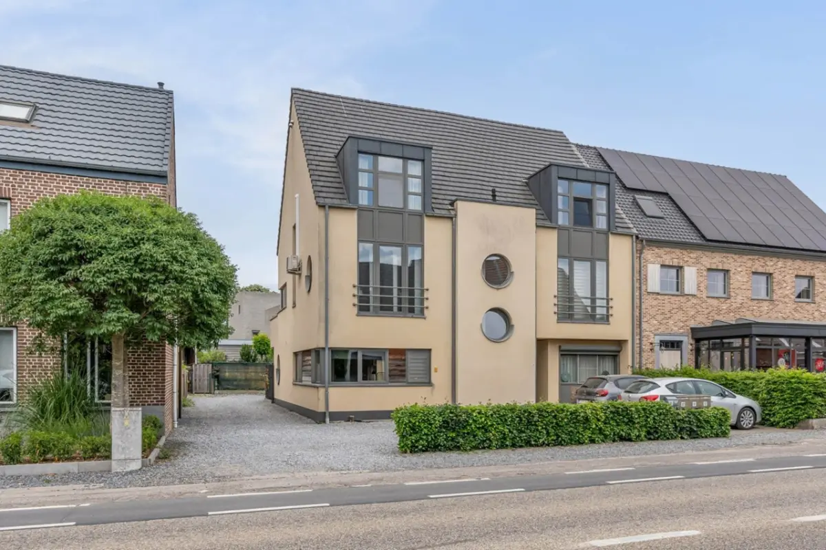 Appartement te  koop in Maaseik 3680 239000.00€ 1 slaapkamers 73.00m² - Zoekertje 510630