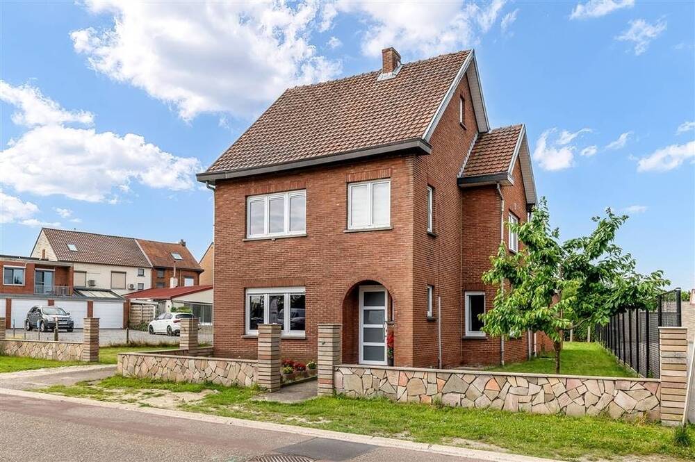 Huis te koop in Leopoldsburg 3970 288000.00€ 2 slaapkamers 184.00m² - Zoekertje 511385