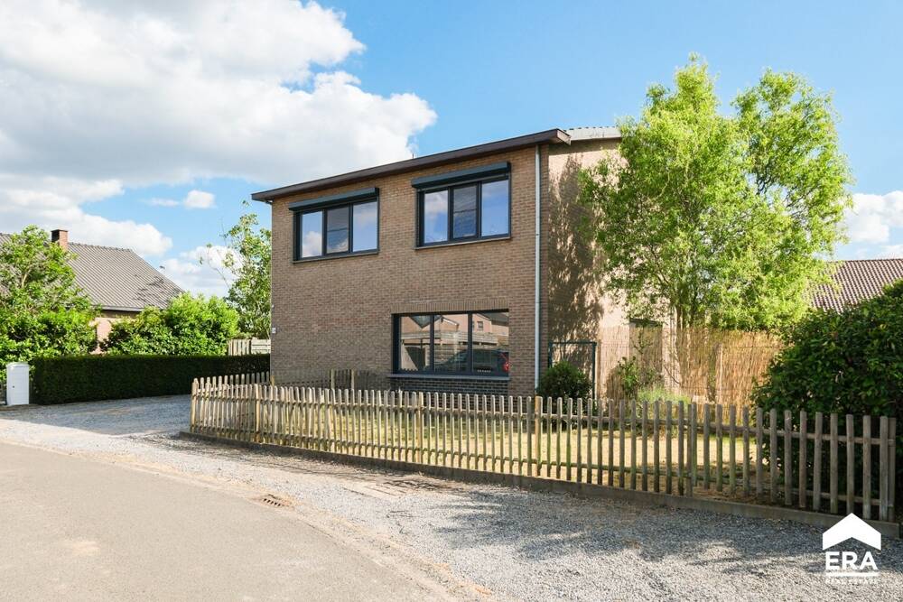 Huis te  koop in Lommel 3920 398000.00€ 4 slaapkamers 154.00m² - Zoekertje 511925