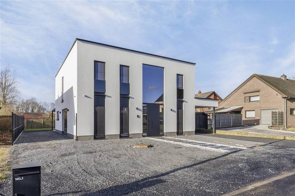 Huis te koop in Heusden-Zolder 3550 700000.00€ 4 slaapkamers 241.00m² - Zoekertje 513083