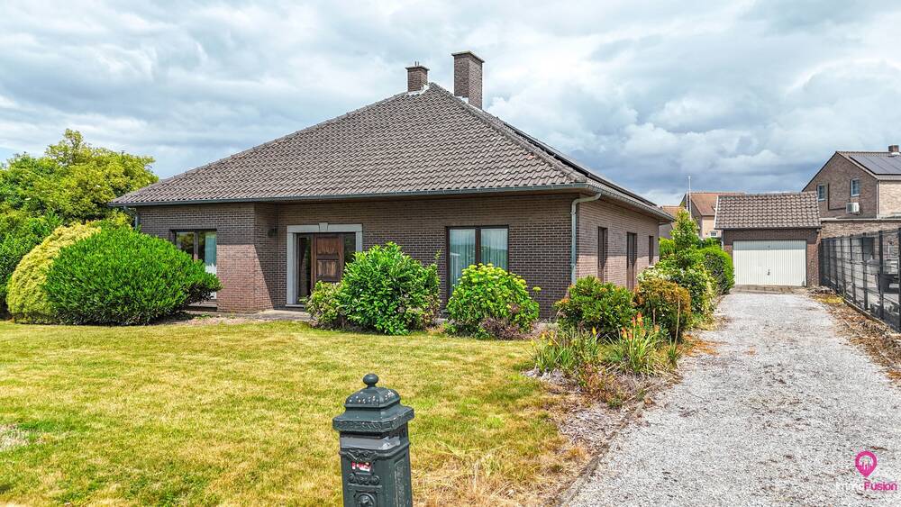 Bungalow te koop in Vliermaal 3724 305000.00€ 3 slaapkamers 198.00m² - Zoekertje 514759