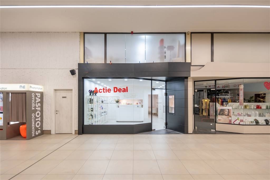 Handelszaak te  koop in Genk 3600 109000.00€  slaapkamers 84.00m² - Zoekertje 516489