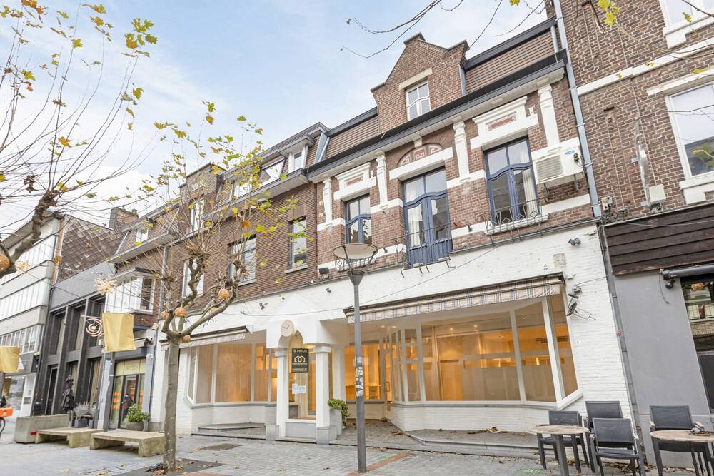 Handelszaak te huur in Genk 3600 1790.00€ slaapkamers 200.00m² - Zoekertje 515997