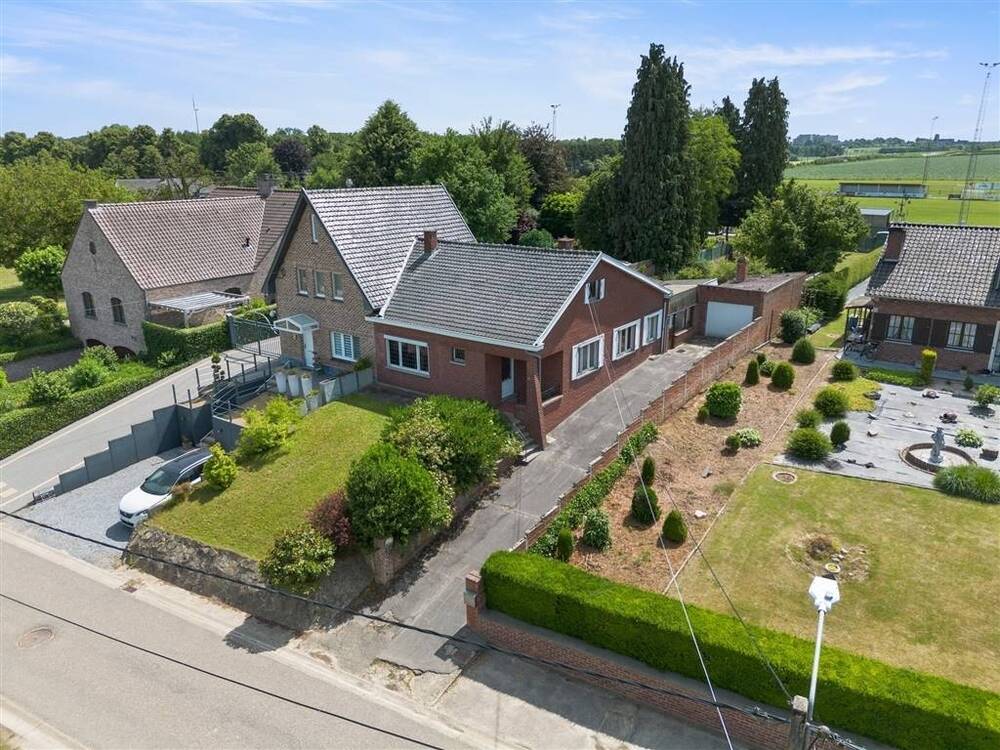 Huis te koop in Berg 3700 164000.00€ 2 slaapkamers 109.00m² - Zoekertje 515586