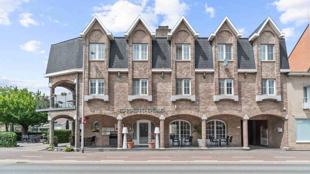 Handelszaak te koop in Maasmechelen 3630 0.00€ slaapkamers 351.00m² - Zoekertje 518631
